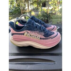 Hoka One One Skyflow Womens Size 8B Running Sneaker Midnight Pink Twilight
